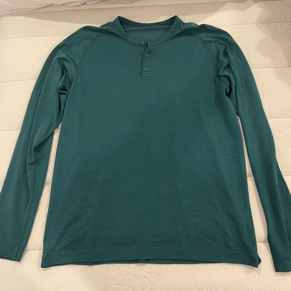 Lululemon mens green Henley